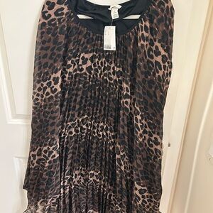 Leopard Print Pleated Midi Skirt
